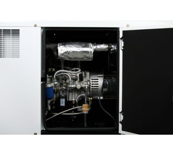 Дизельный генератор Hyundai DHY 12000SE-3  фото