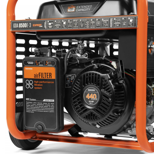 Бензиновый генератор DAEWOO GDA 8500E-3 передвижной фото