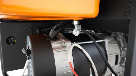 Бензиновый генератор Lifan 20000E3A фото