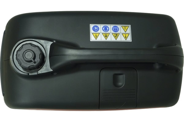 Бензиновый инверторный генератор Loncin LC2300i для дачи фото