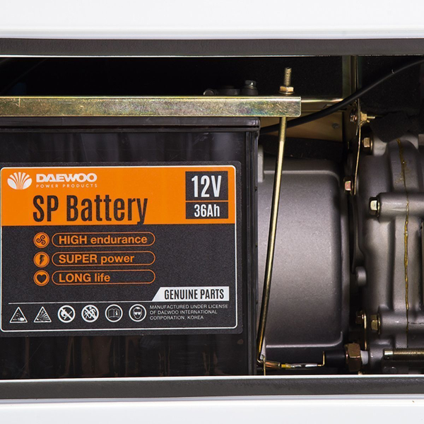 Дизельный генератор DAEWOO DDAE 10000SE DDAE 10000SE передвижной фото