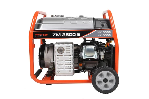 Бензиновый генератор Mitsui ZM 3800 E для дачи фото