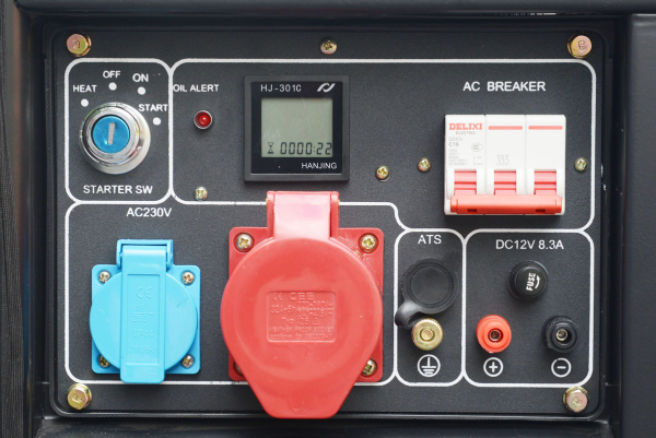 Дизельный генератор ТСС SDG 7000EH3A в кожухе МК-2.1 034168 2-х тактный фото